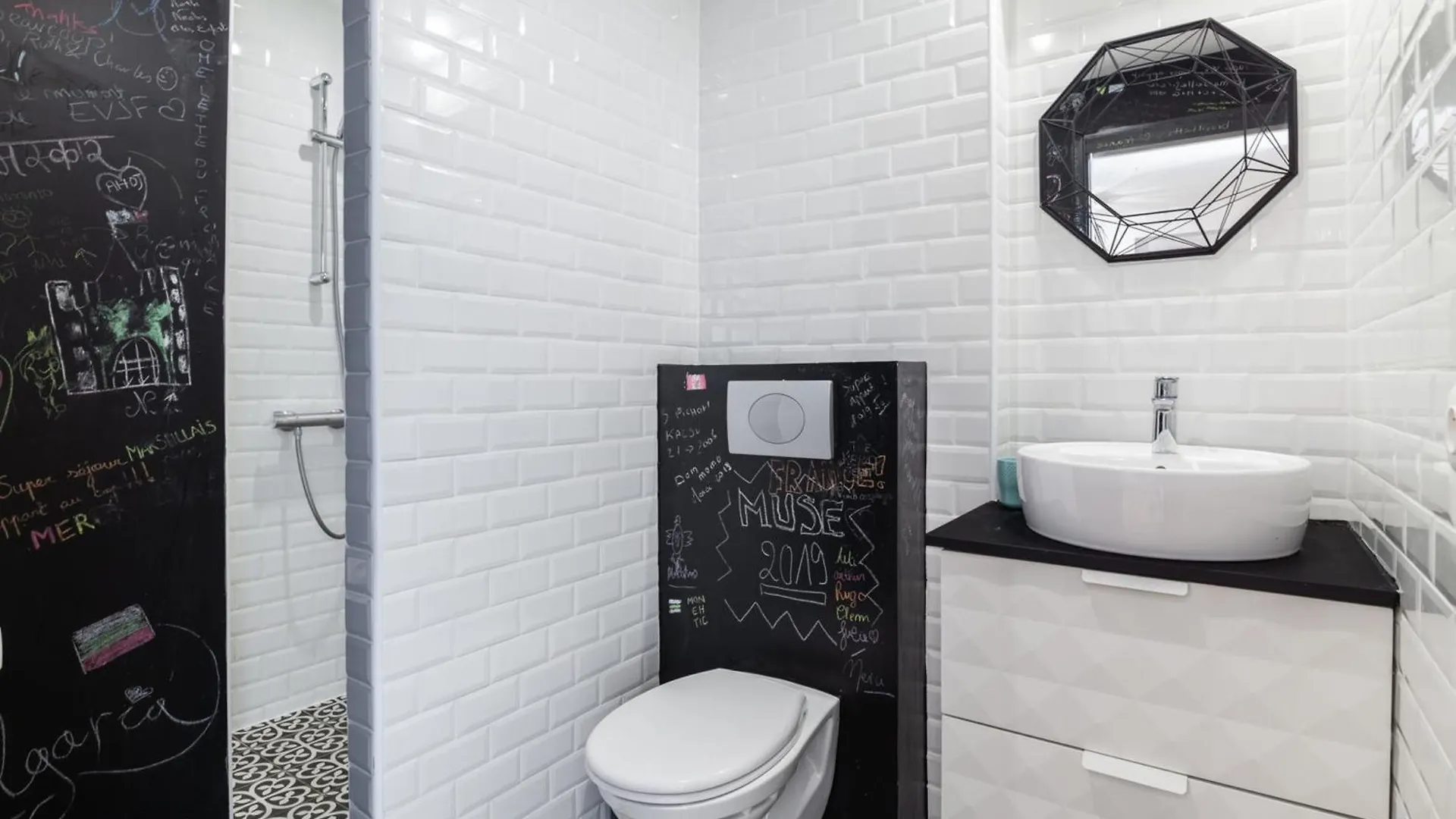 Renovated T3 With Terrace And Ac Extreme Center - Air Rental Marsylia
